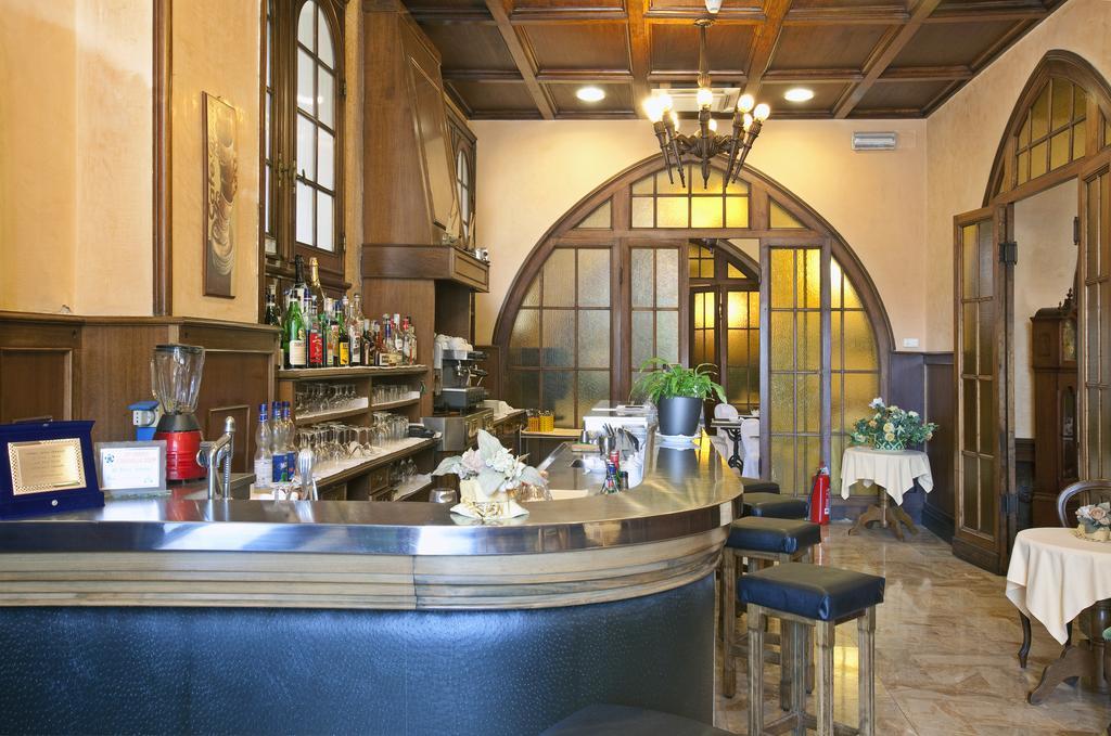 Hotel Astoria Genova Esterno foto